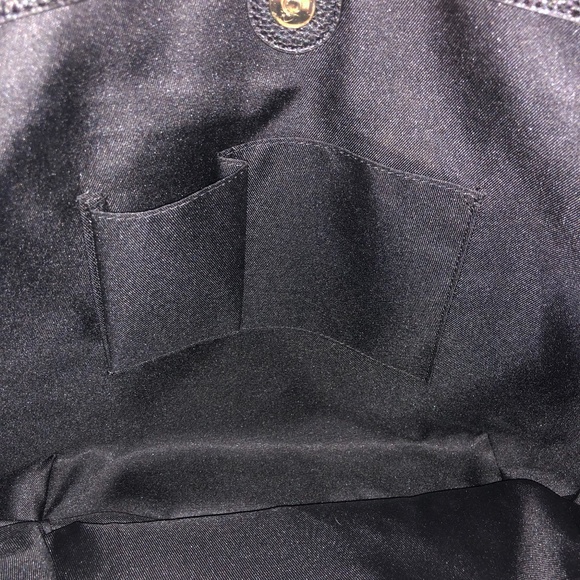 NWOT attached Vince Camuto Marge Tote Crocodile - Picture 5 of 6